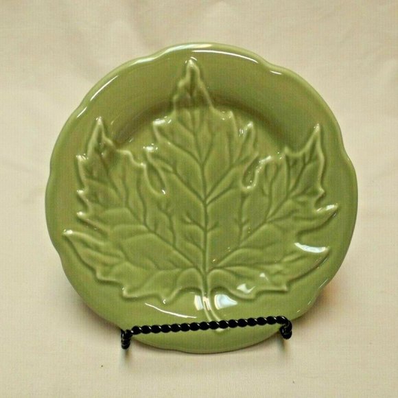 Longaberger Pottery Set of 4 Falling Leaves Collection Leaf Plates in the Box - Picture 9 of 10